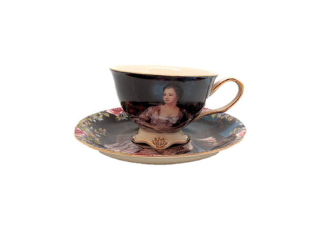 סט ספלים ותחתיות לתה עיצוב אומנים